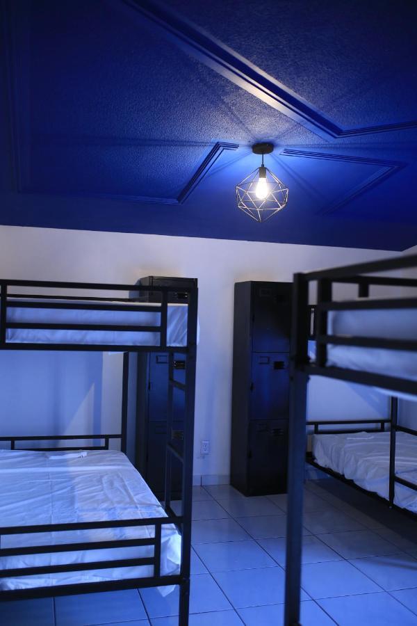 Casa Violeta Hostel Tepic Exterior photo